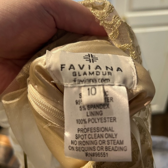 Gold FAVIANA dress - Picture 3 of 3